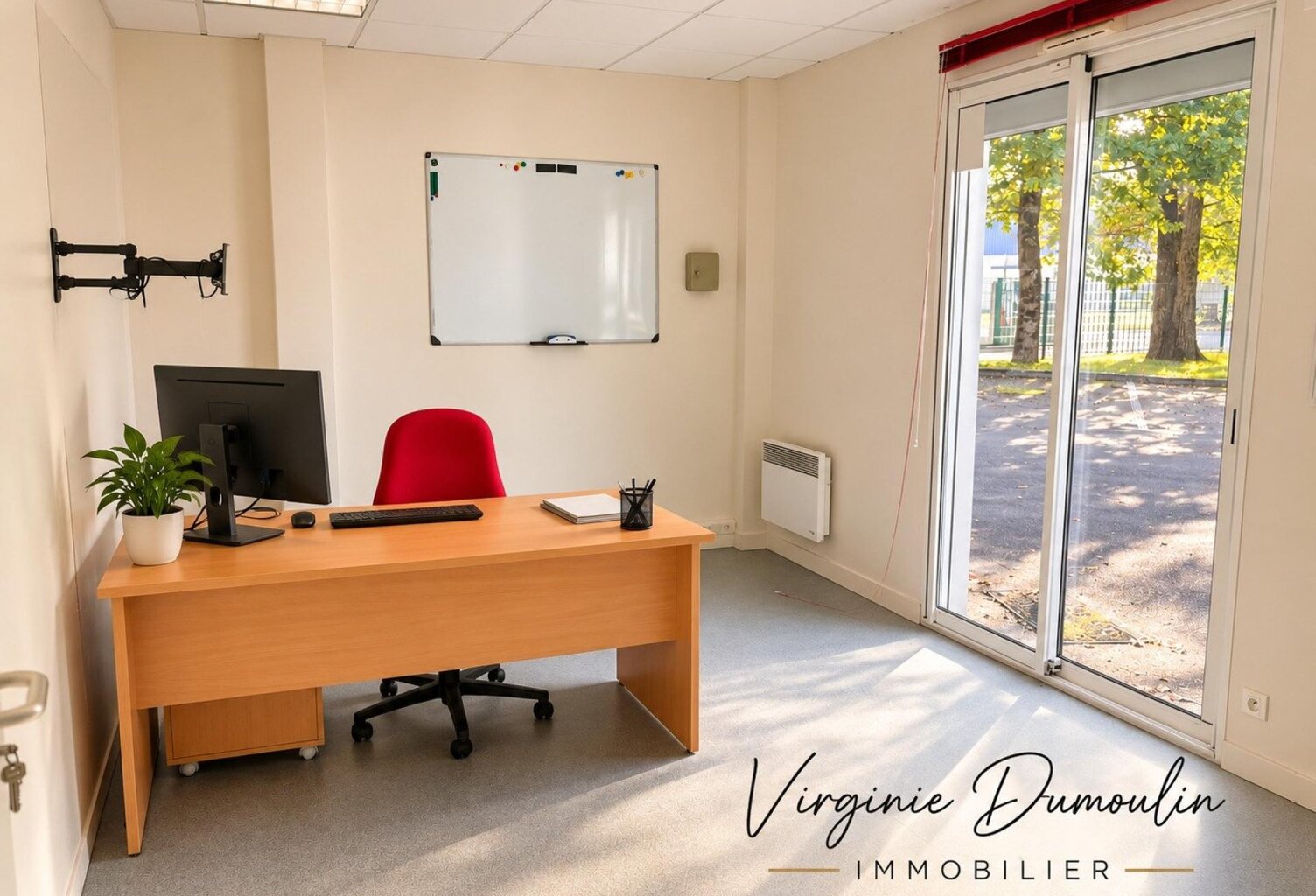 À LOUER  BUREAUX PROFESSIONNELS  LA HAYE-FOUASSIÈRE (44) — photo 1