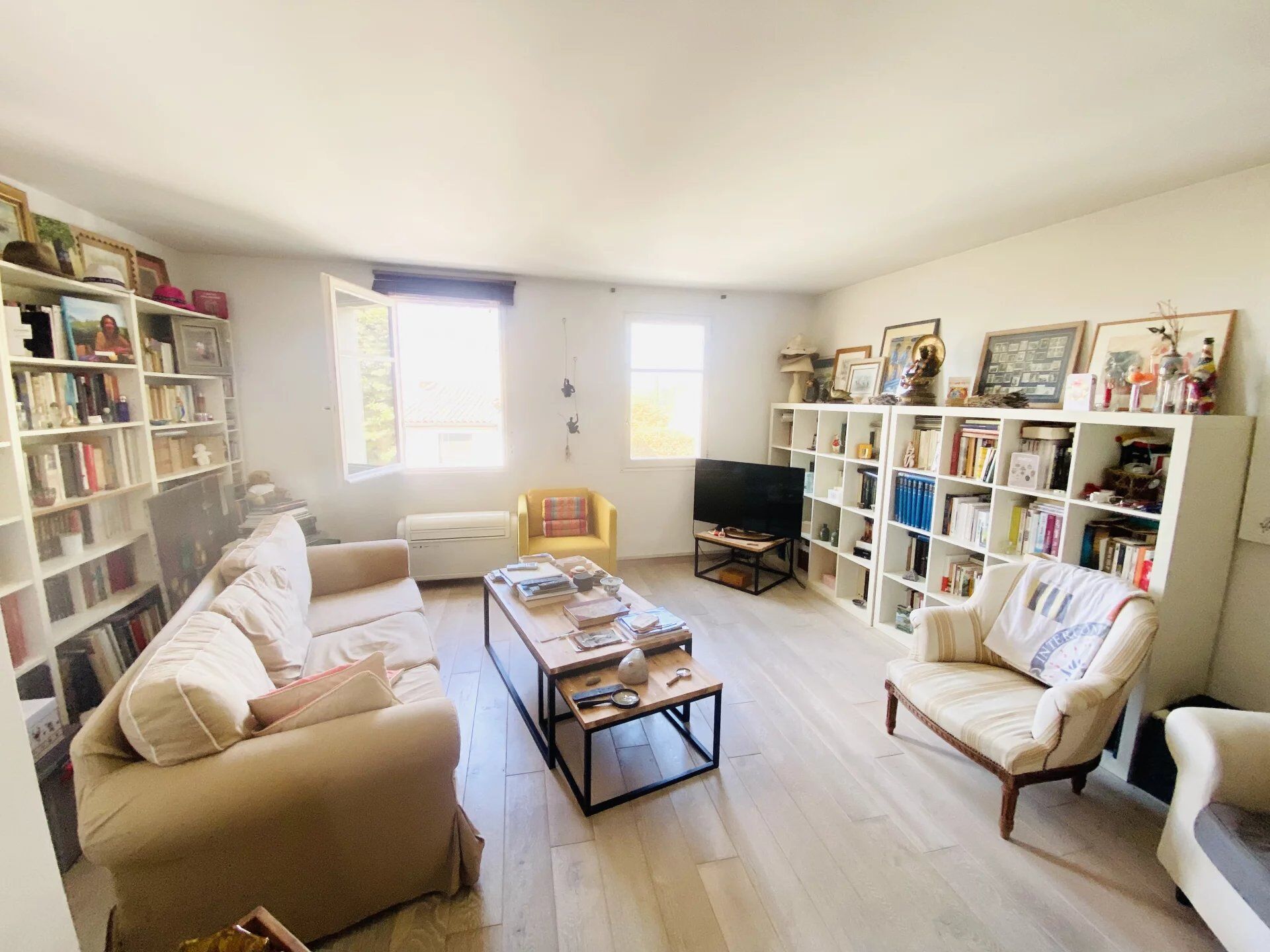 Appartement 2 pièces 53 m² · à Éguilles · 53 m² · 255 000 €