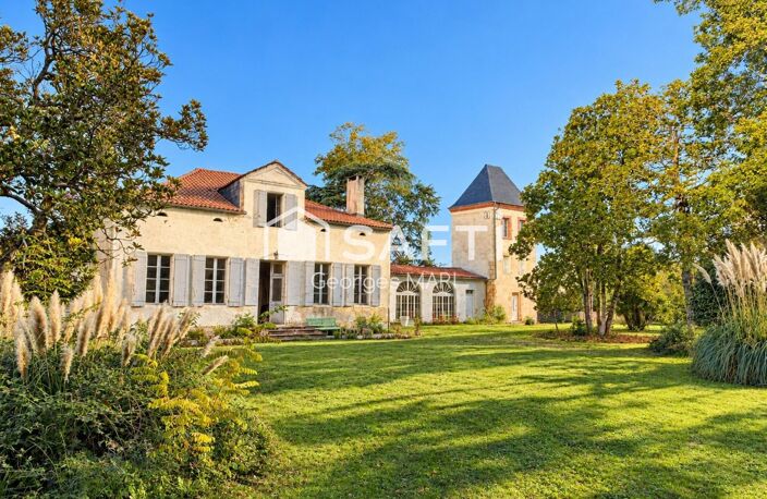 NOGARO CENTRE  PROPRIÉTÉ HISTORIQUE DE 347 M², PARC DE 8 911 M² ET POTENTIEL EXCEPTIONNEL ! — photo 2