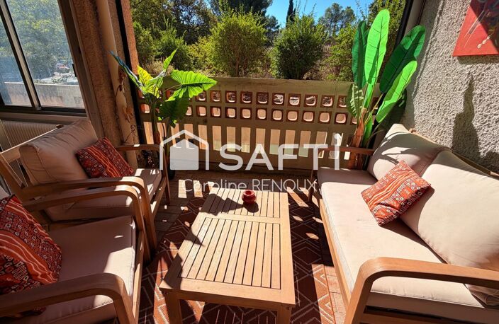 HAMEAU DE LA TORSE  TRÈS BEL APPARTEMENT LUMINEUX AVEC TERRASSE, CAVE ET PISCINE — photo 2