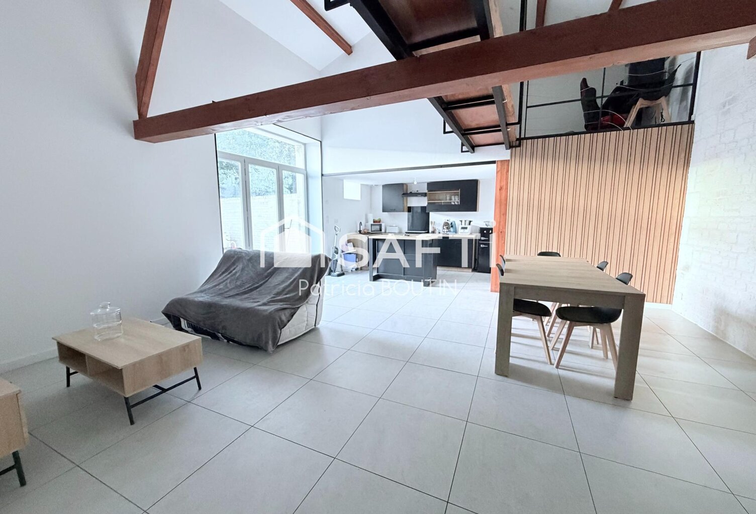 PAVILLON 3 CHAMBRES + BUREAU AVEC COURS ET GARAGE A COULONGES SUR L'AUTIZE ! — photo 1