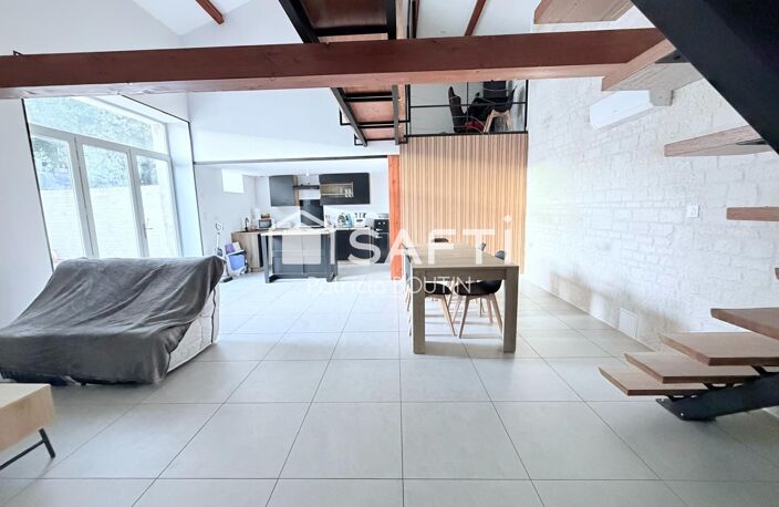 PAVILLON 3 CHAMBRES + BUREAU AVEC COURS ET GARAGE A COULONGES SUR L'AUTIZE ! — photo 5