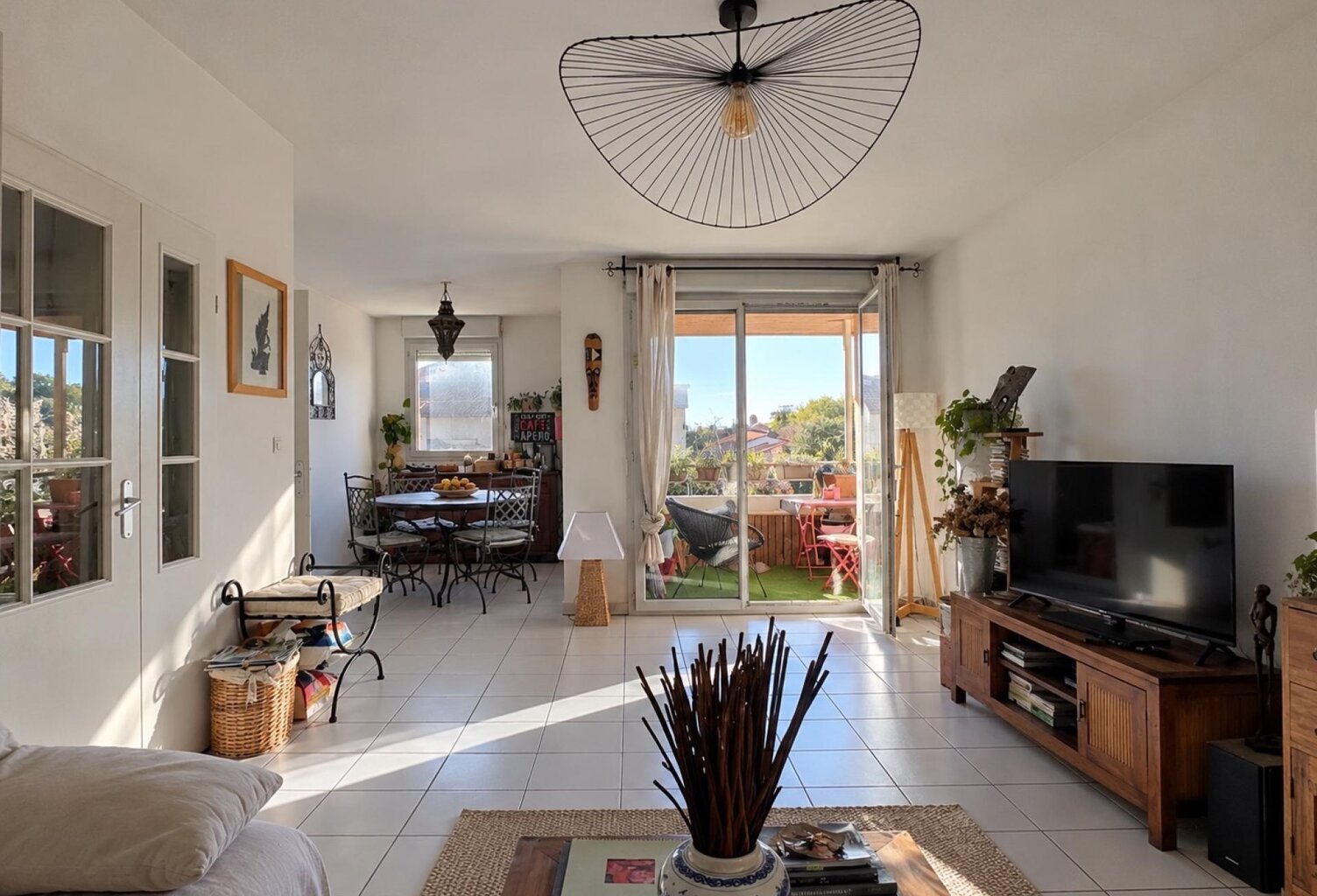 Appartement T4 Lalande, 87 m², piscine, balcons & parkings — photo 1