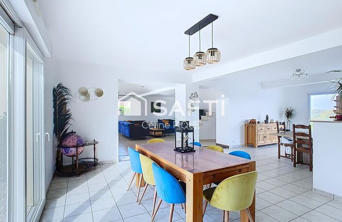 Maison familiale de 255 m²  9 pièces  Terrain 3000 m² — photo 4