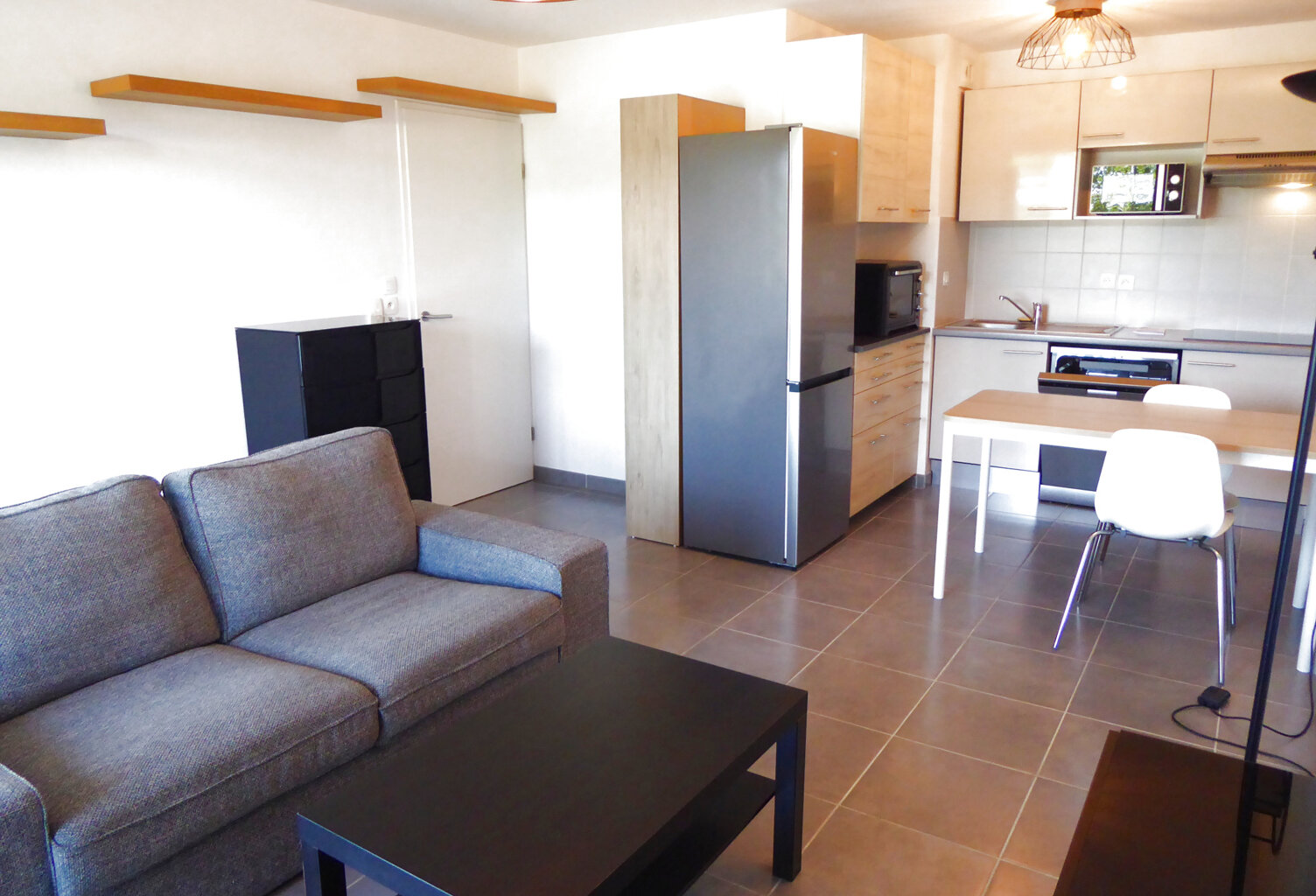 COLOMIERS NASPE-SELERY T2 MEUBLÉ AVEC PLACE DE PARKING EN SO — photo 1