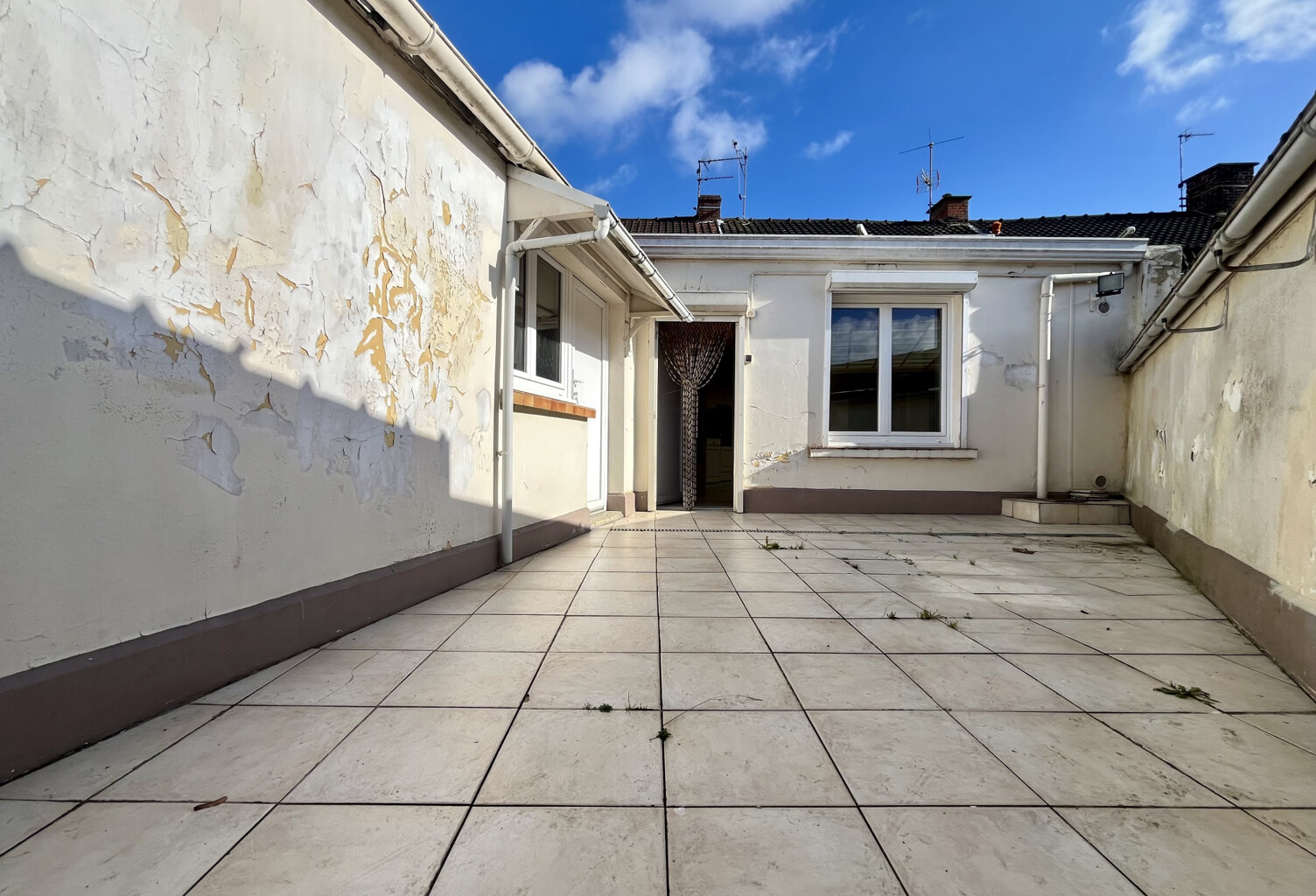 Maison centre village — photo 1