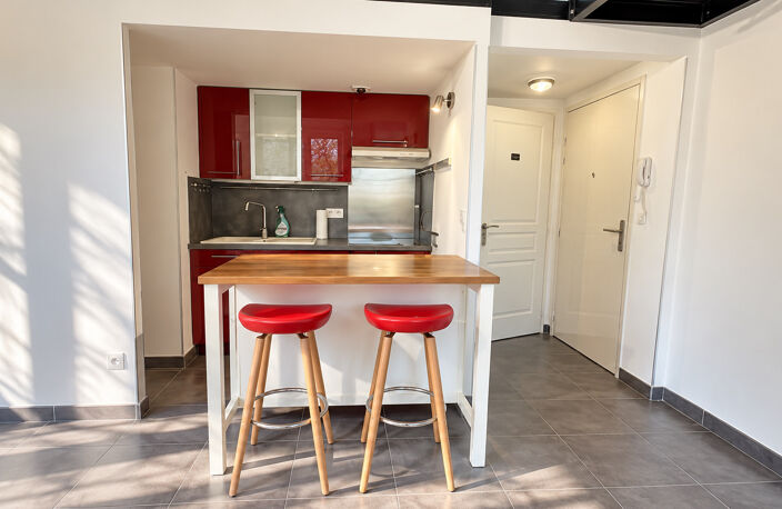 MARTIGUES   JONQUIÈRES | Appartement T2 avec mezzanine et vu — photo 2