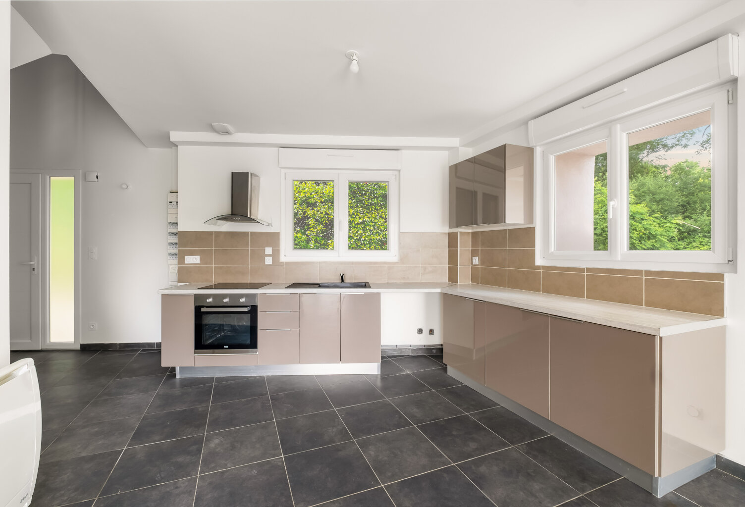 Maison pisé rénovée — photo 1