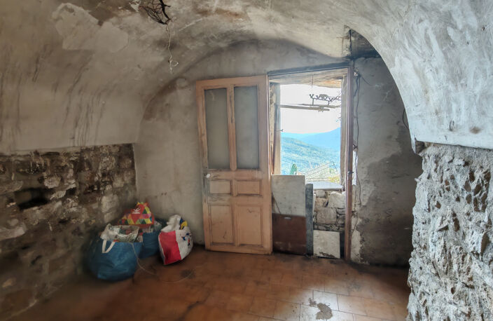 À VENDRE   APPARTEMENT À RÉNOVER ENTIEREMENT À COARAZE — photo 3