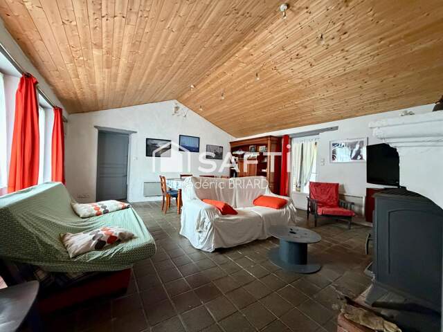 Givrand, maison de campagne 2 logements — photo du bien