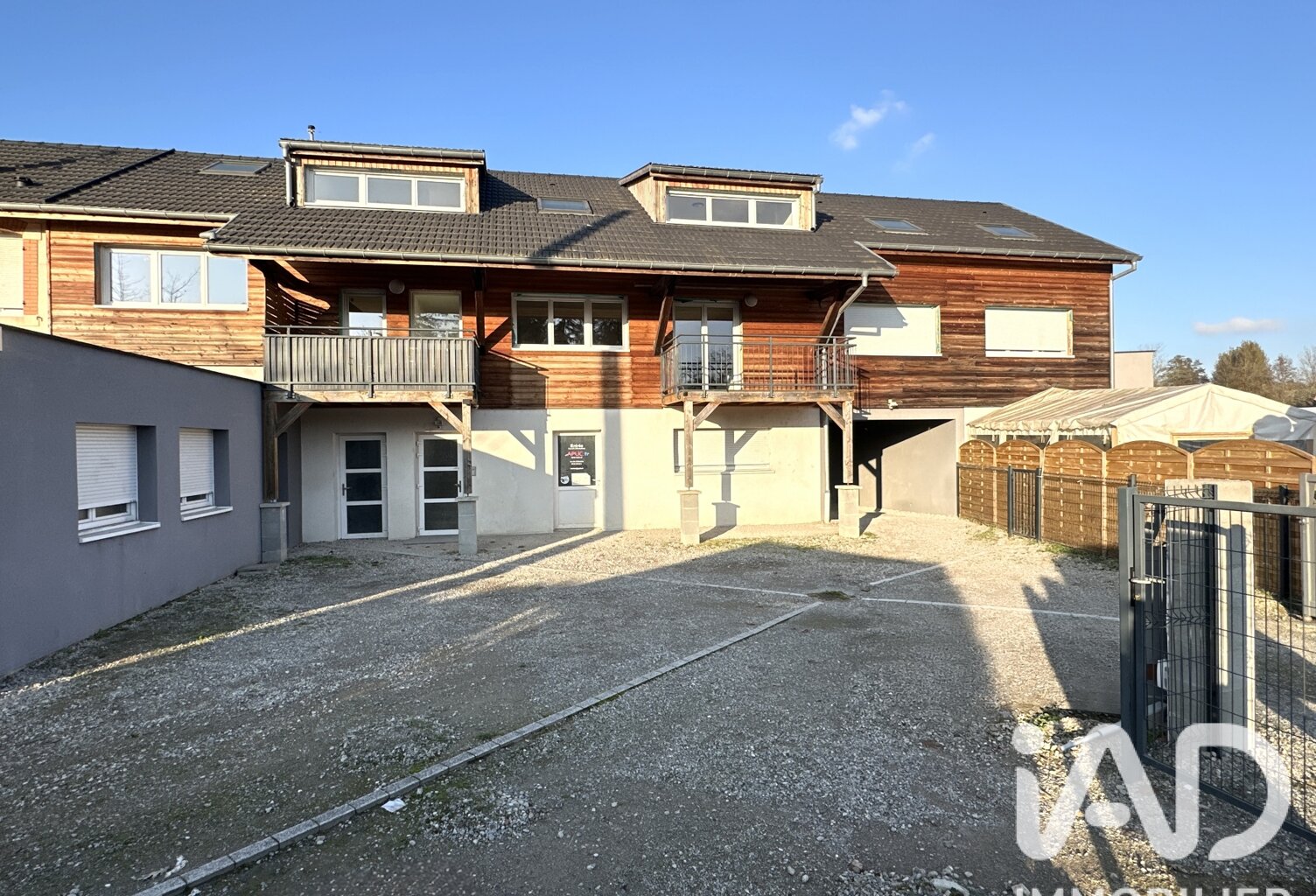 Vente Immeuble 375 m&sup2; — photo 1