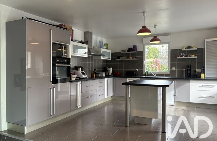 Vente Maison traditionnelle 8 pièces — photo 4