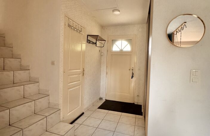 Vente Maison/villa 4 pièces — photo 2
