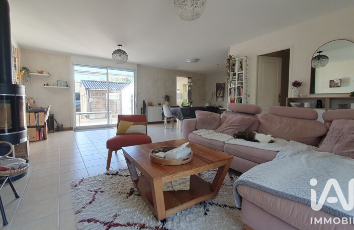 Vente Maison/villa 5 pièces — photo 2