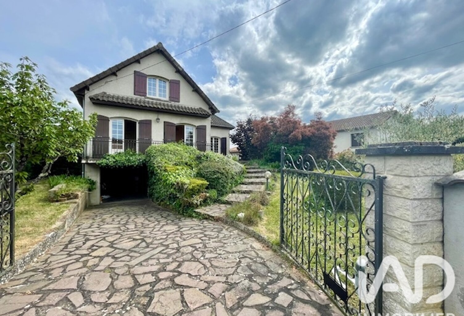 Vente Maison/villa 8 pièces — photo 1