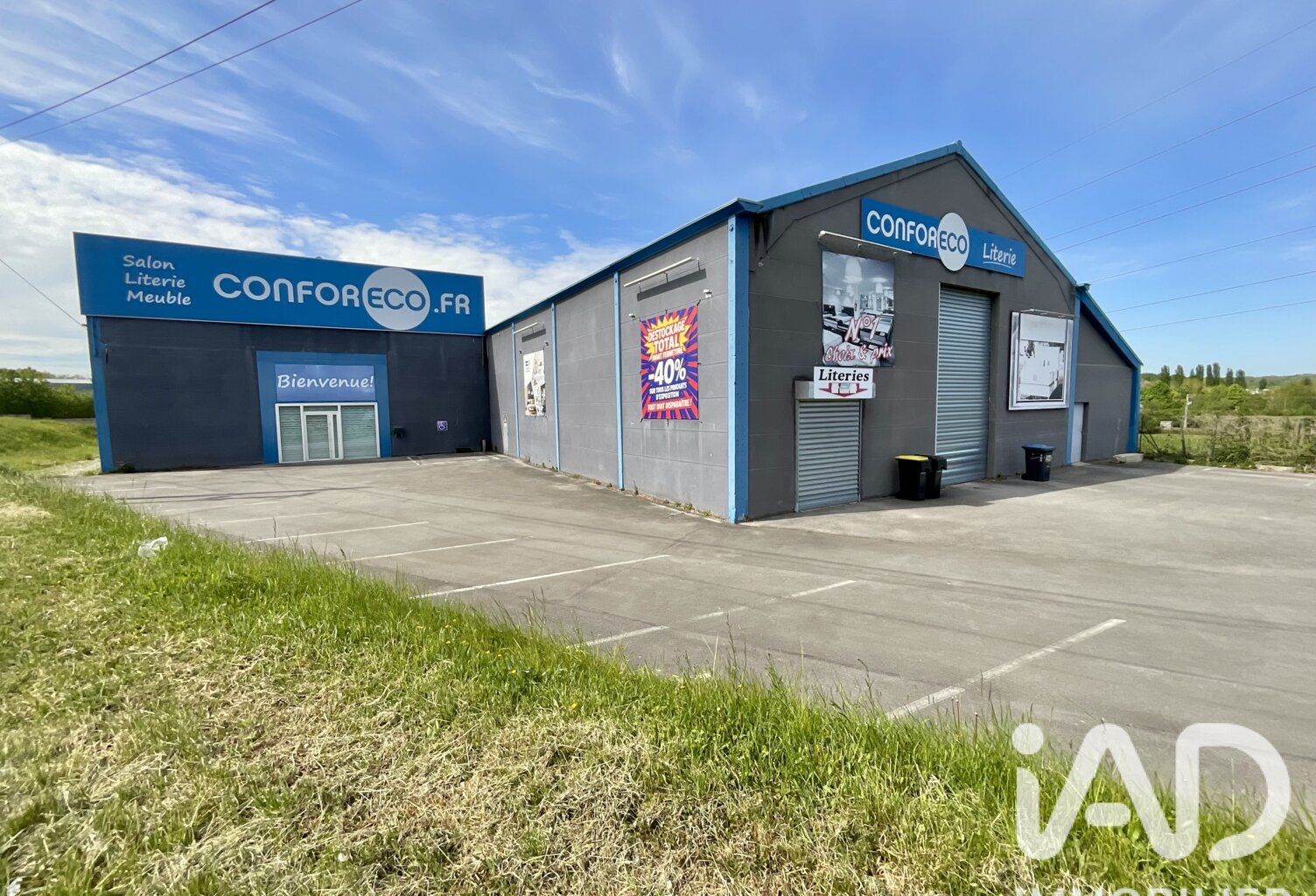 Vente Boutique/Local commercial 1 930 m&sup2; — photo 1