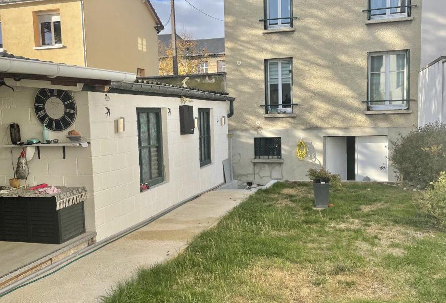 maison 5 pièces avec jardin et garage. — photo 1