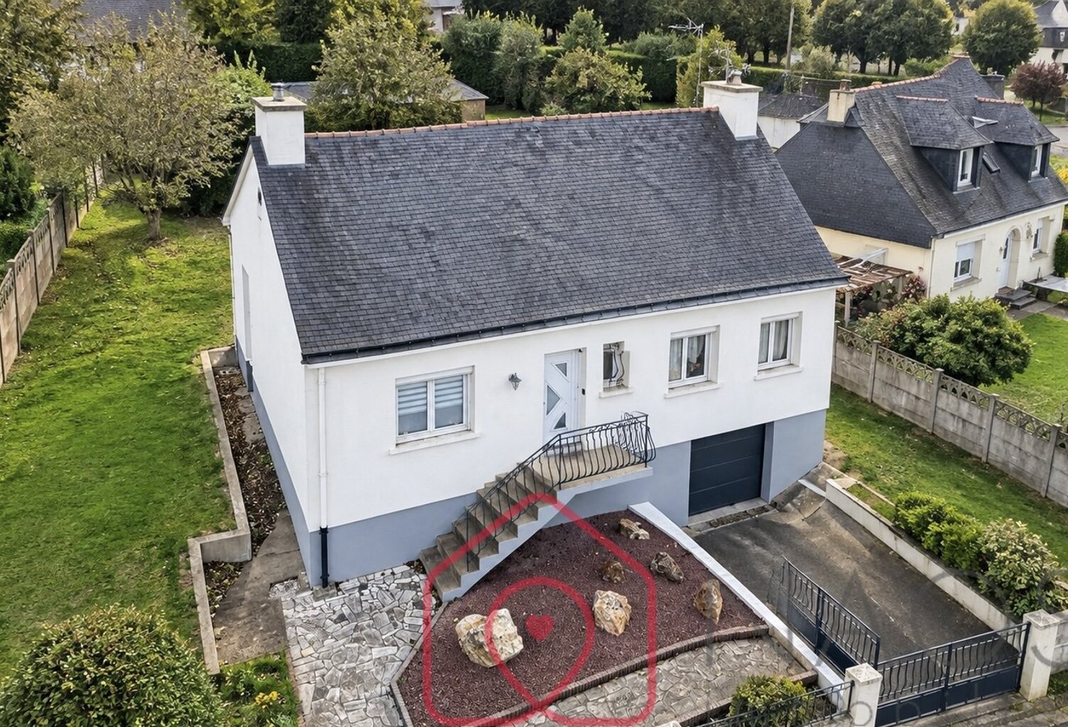 À VENDRE  BELLE MAISON FAMILIALE RÉNOVÉE DE 133 M² AVEC 5 CHAMBRES ET SOUS-SOL COMPLET 258500 FAI — photo 1