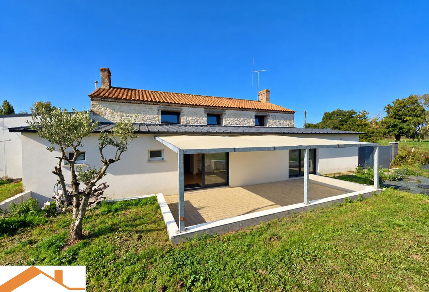 Vente maison 5 pièces 152 m² Beaufou (85170) — photo 1