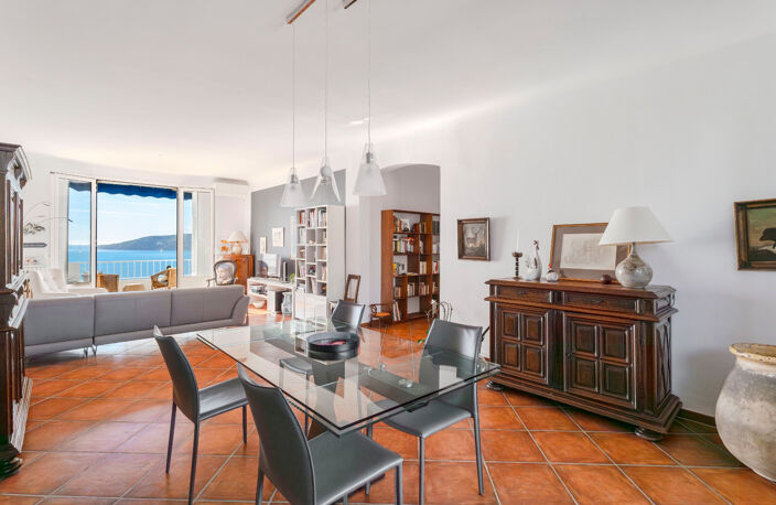 Appartement T5 vue mer Mourillon — photo 3
