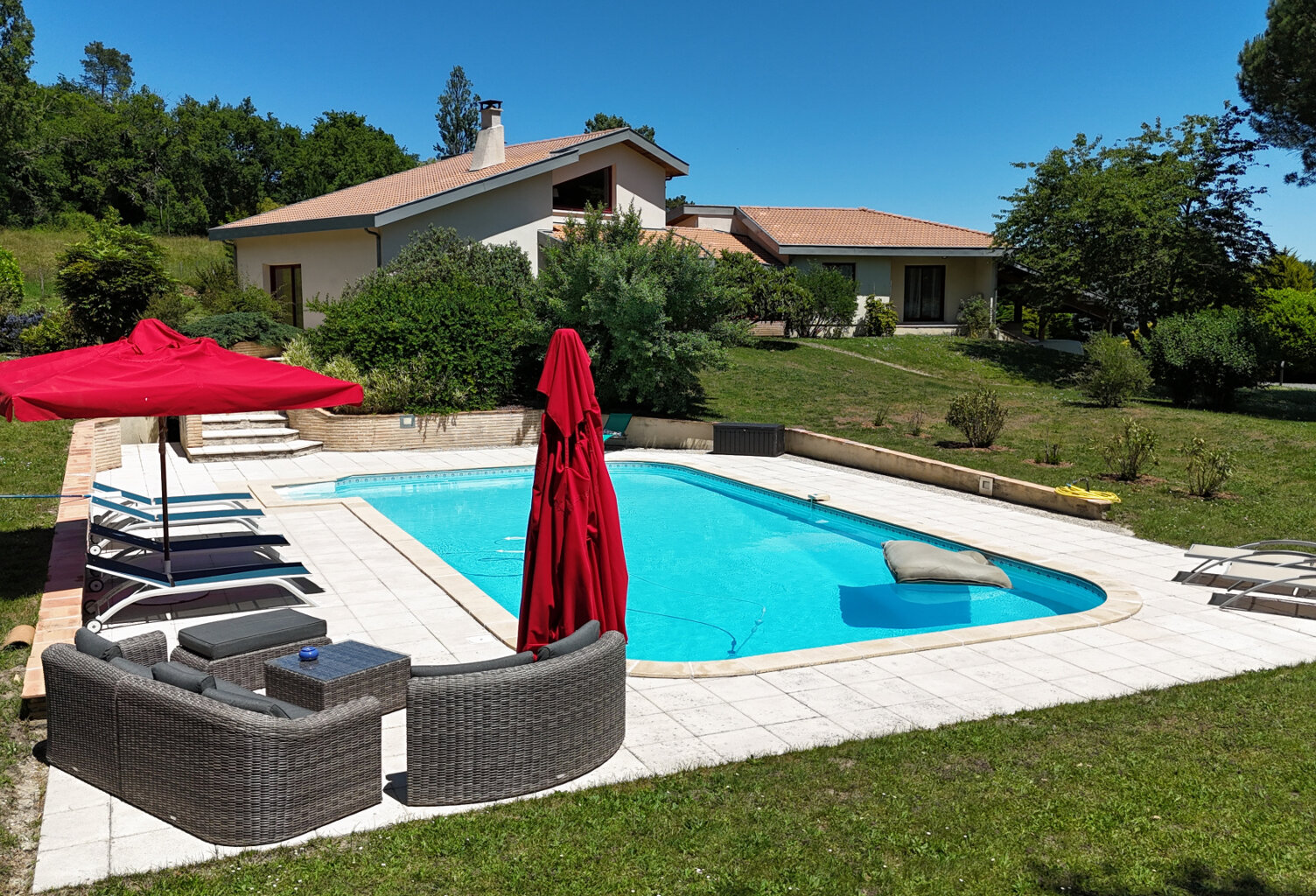 Villa Contemporaine avec piscine — photo 1