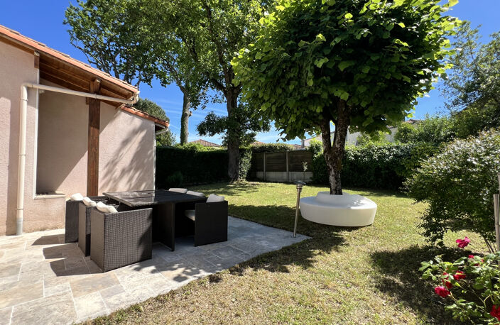 ROYAN - QUARTIER DU PARC - MAISON 4 CHAMBRES AVEC JARDIN - PROCHE PLAGE ET COMMERCES — photo 2