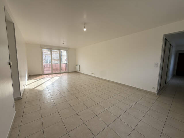 APPARTEMENT TYPE 3 DE 85.39 M2 SECT. HYPER CENTRE AVEC BOX F — photo du bien
