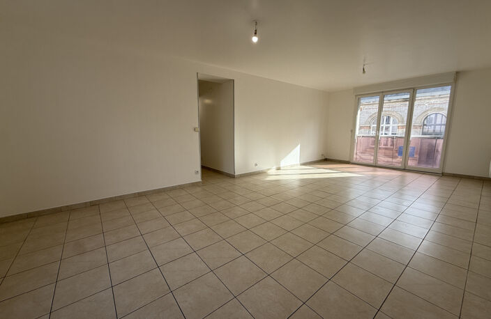 APPARTEMENT TYPE 3 DE 85.39 M2 SECT. HYPER CENTRE AVEC BOX F — photo 2
