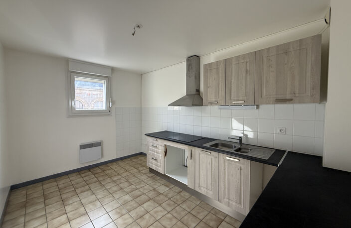 APPARTEMENT TYPE 3 DE 85.39 M2 SECT. HYPER CENTRE AVEC BOX F — photo 4