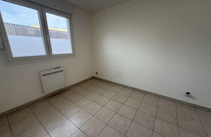 APPARTEMENT TYPE 3 DE 85.39 M2 SECT. HYPER CENTRE AVEC BOX F — photo 5