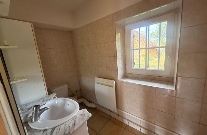 Vente maison 3 pièces 68 m² Chaillac (36310) — photo 3