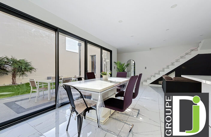 Valence, a vendre maison Type 5 de 130 m² — photo 2