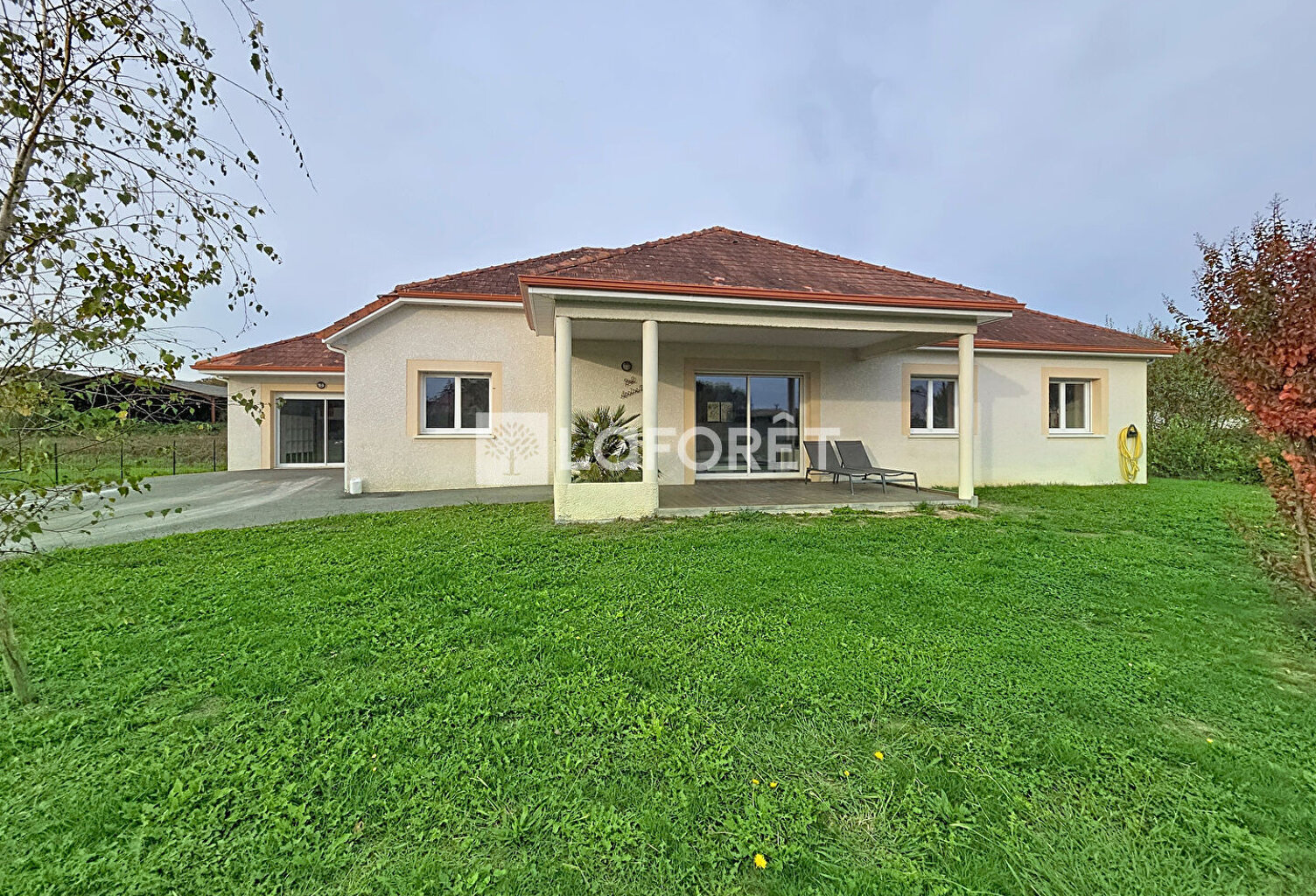 Maison contemporaine plain pied proche Salies de Béarn 6 pièce(s) 159m² — photo 1