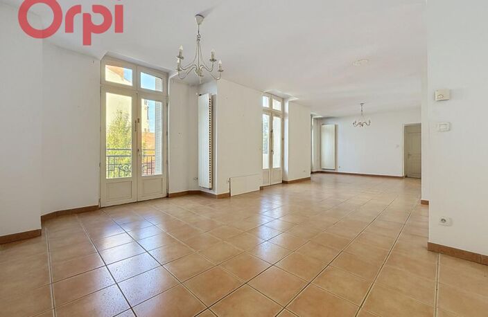 Appartement À Vendre 4 chambres — photo 3