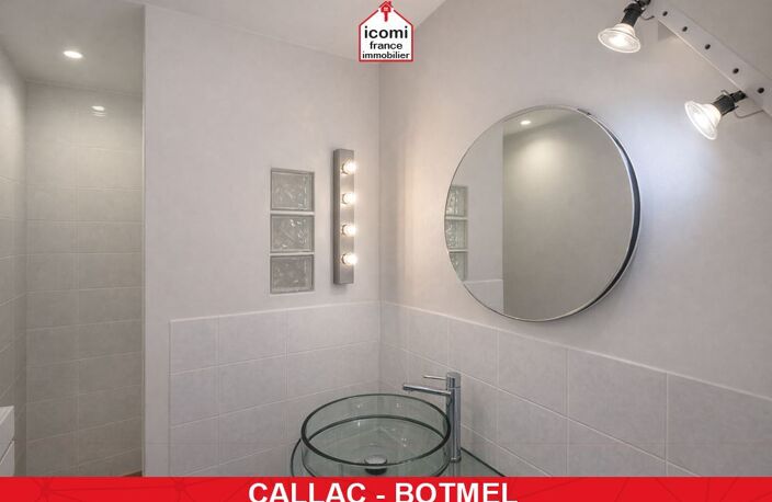 COTES-D'ARMOR - Callac (22160) - A VENDRE - PROPRIETE DE CHARME DE +250M² AVEC 6 CHAMBRES + 1 BUREAU SUR 1550 M² DE TERRAIN - DPE : D - RARE - CALME - COUP DE COEUR — photo 3