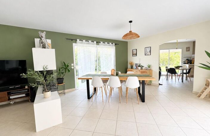 Maison de plain pied avec garage 4 pièces - 153m2 - GREZAC — photo 4