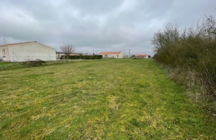 Terrain à bâtir à Arces (17120) — photo 2