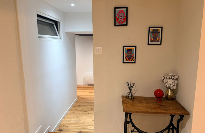 VILLEGOUGE Maison en pierre, beaux volumes, piscine et logement attenant — photo 3