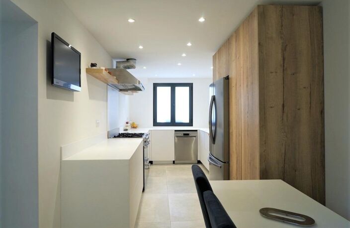 Rare : maison individuelle 110m2 avec garage en plein Libération — photo 2