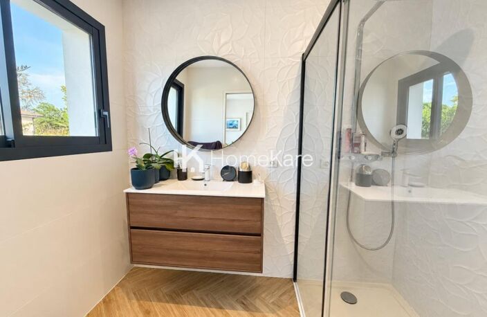 COUP DE COEUR ASSURE POUR CETTE MAISON CONTEMPORAINE — photo 5