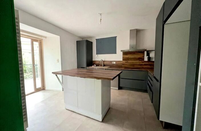 Maison de village en pierre 180 m² avec garages et atelier – Champlitte (70) — photo 5