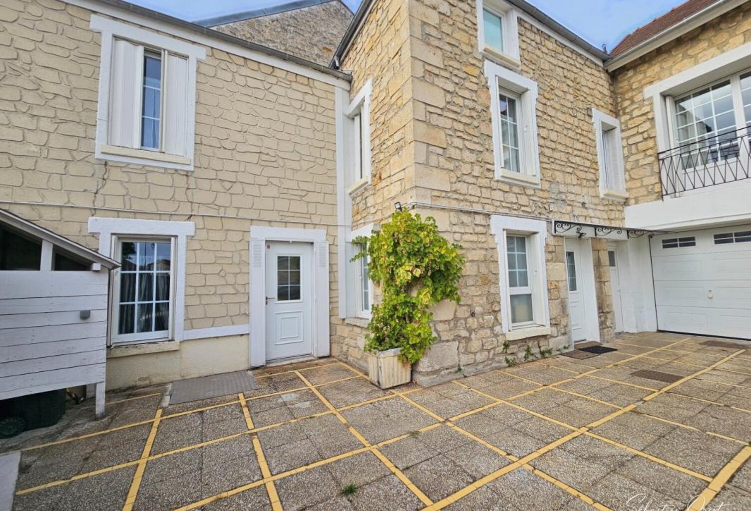 Maison à vendre 6 pièces NESLES LA VALLEE (95) — photo 1