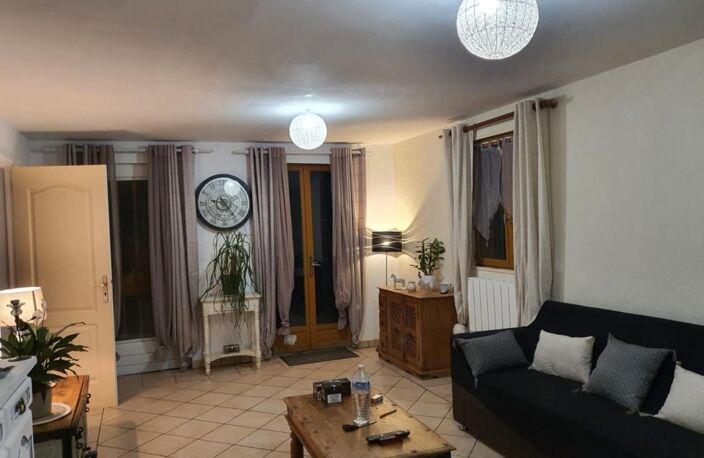 Maison 8 pièces LUZILLAT sur terrain de 918 m² — photo 3