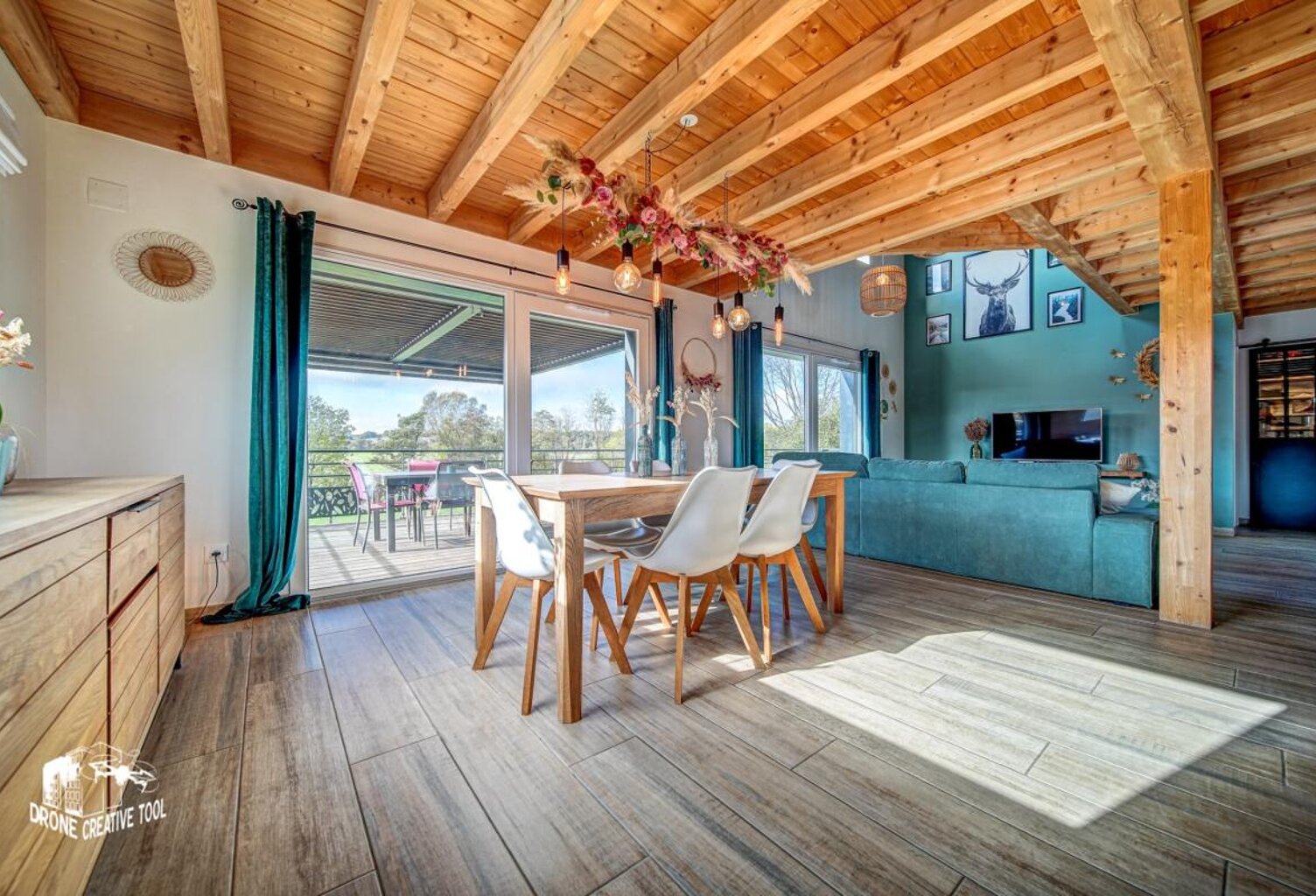 🏡 COUP DE CŒUR - MAISON À OSSATURE BOIS DE 2021 – PROCHE FRONTIÈRE BELGE ET LUXEMBOURGEOISE – 128 m² – 4 CHAMBRES – TERRAIN DE 5 628 m² – DPE A/A ! — photo 1