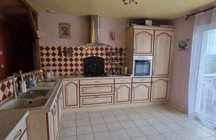 Maison à vendre 4 pièces LE PALAIS SUR VIENNE (87) — photo 5