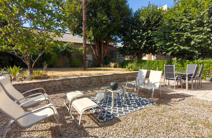 Maison  Bourgeoise à vendre 8 pièces de 170 m² à LAVAL (53) RIVE GAUCHE — photo 2