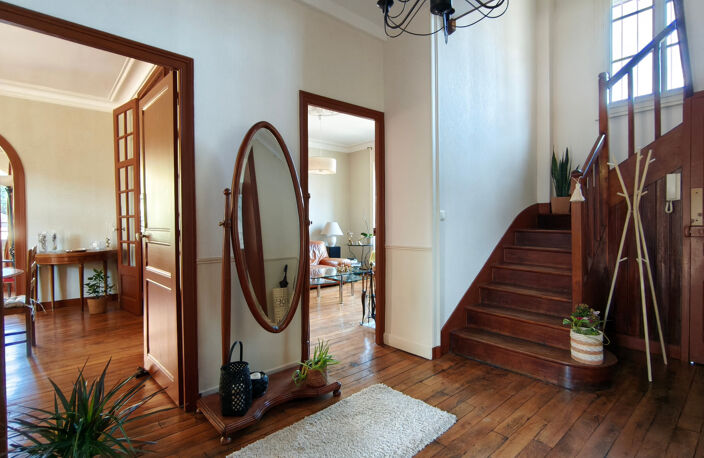 Maison  Bourgeoise à vendre 8 pièces de 170 m² à LAVAL (53) RIVE GAUCHE — photo 5