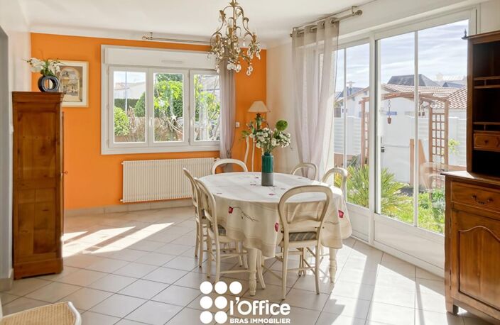 Maison les Sables d'Olonne - 7 pièces - 187m2 — photo 2