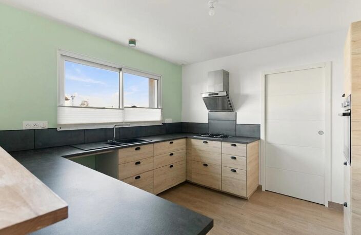Maison de 6 pièces de 125 m² à Saint-Julien-de-Concelles — photo 5