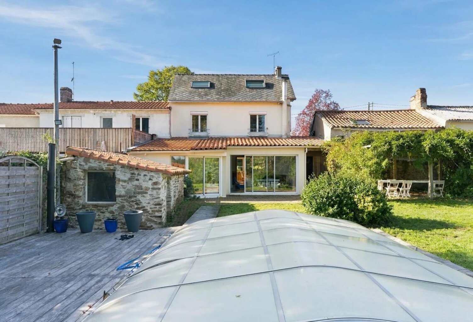 Maison de 7 pièces de 146 m² à Le Cellier — photo 1